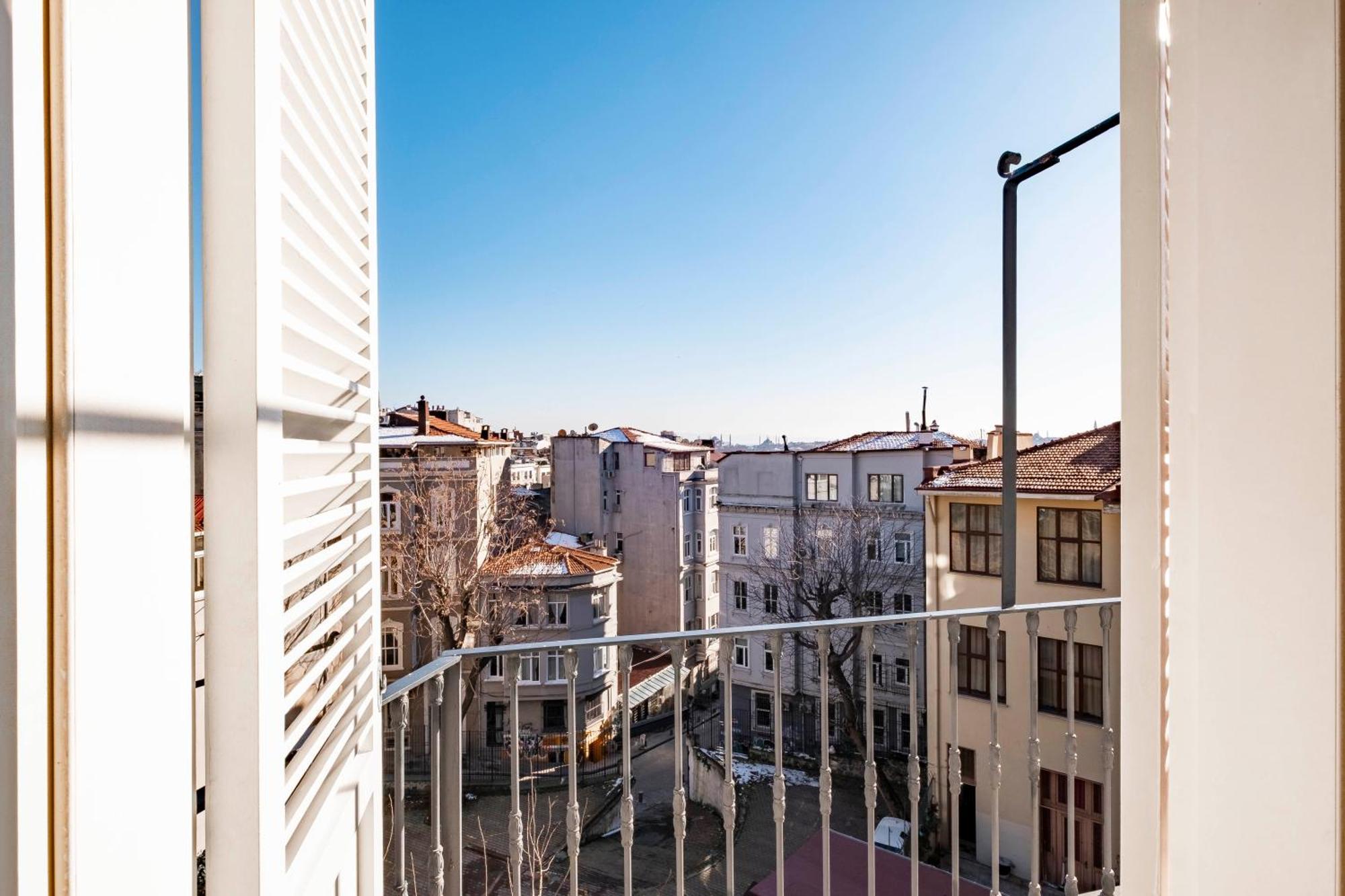Homie Suites - Turna Residences In Cihangir Istanbulská provincie Exteriér fotografie
