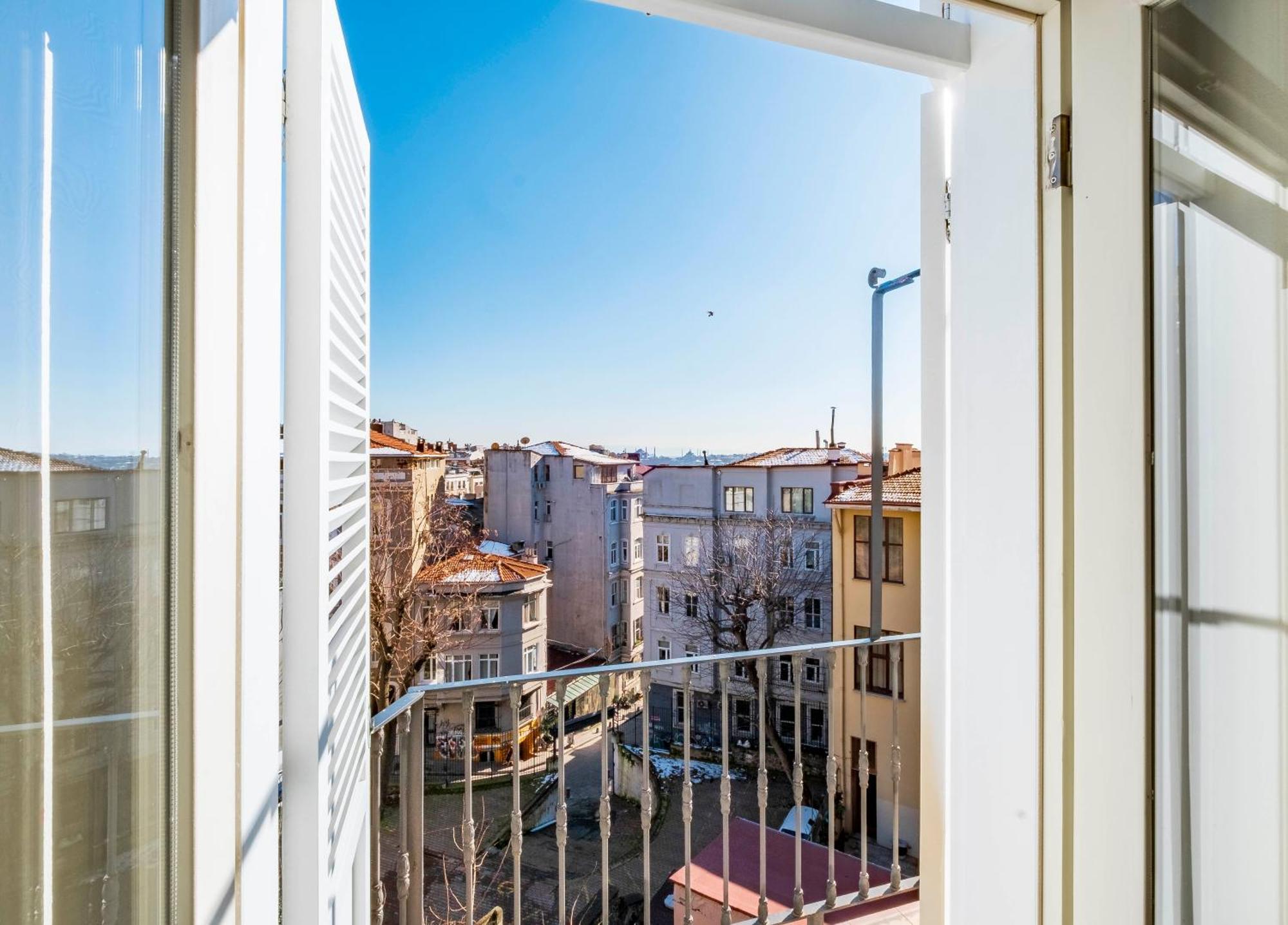 Homie Suites - Turna Residences In Cihangir Istanbulská provincie Exteriér fotografie
